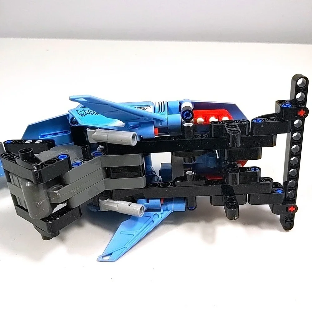 LEGO Technic 42134 Monster Jam Megalodon Shark Pull-Back Truck Toy Blue 2022‎